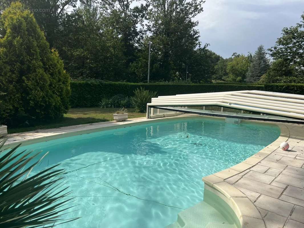 Maison à SAINT-ESTEPHE