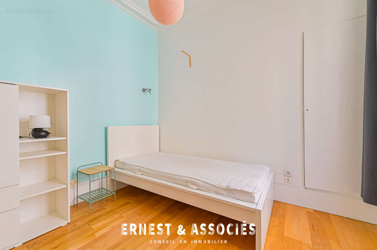 Appartement 95 m² à Paris-10e  - photo 6