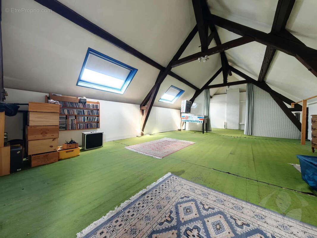 Maison à VILLERS-OUTREAUX