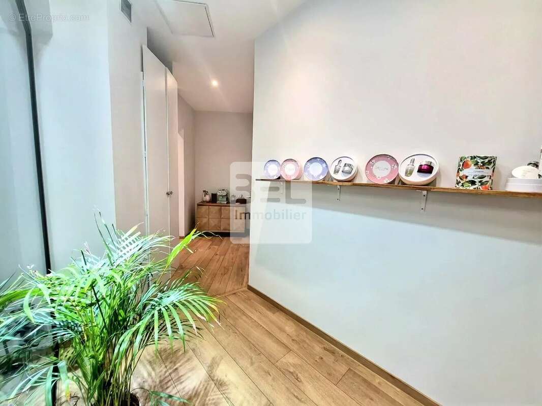 Commerce à LES ANGLES