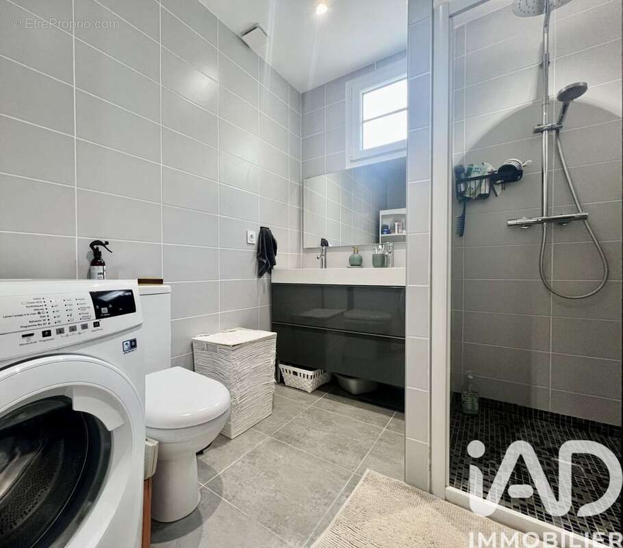 Maison 56 m² à La Rochelle  - photo 9