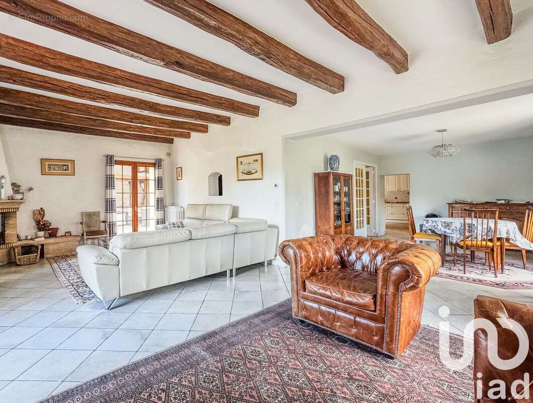 Photo 5 - Maison à VILLENEUVE-LE-COMTE