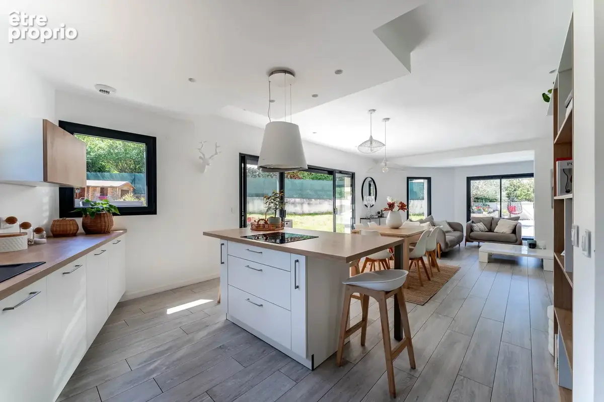 Maison individuelle contemporaine de 141m2 avec garage de 27m2. - photo 10