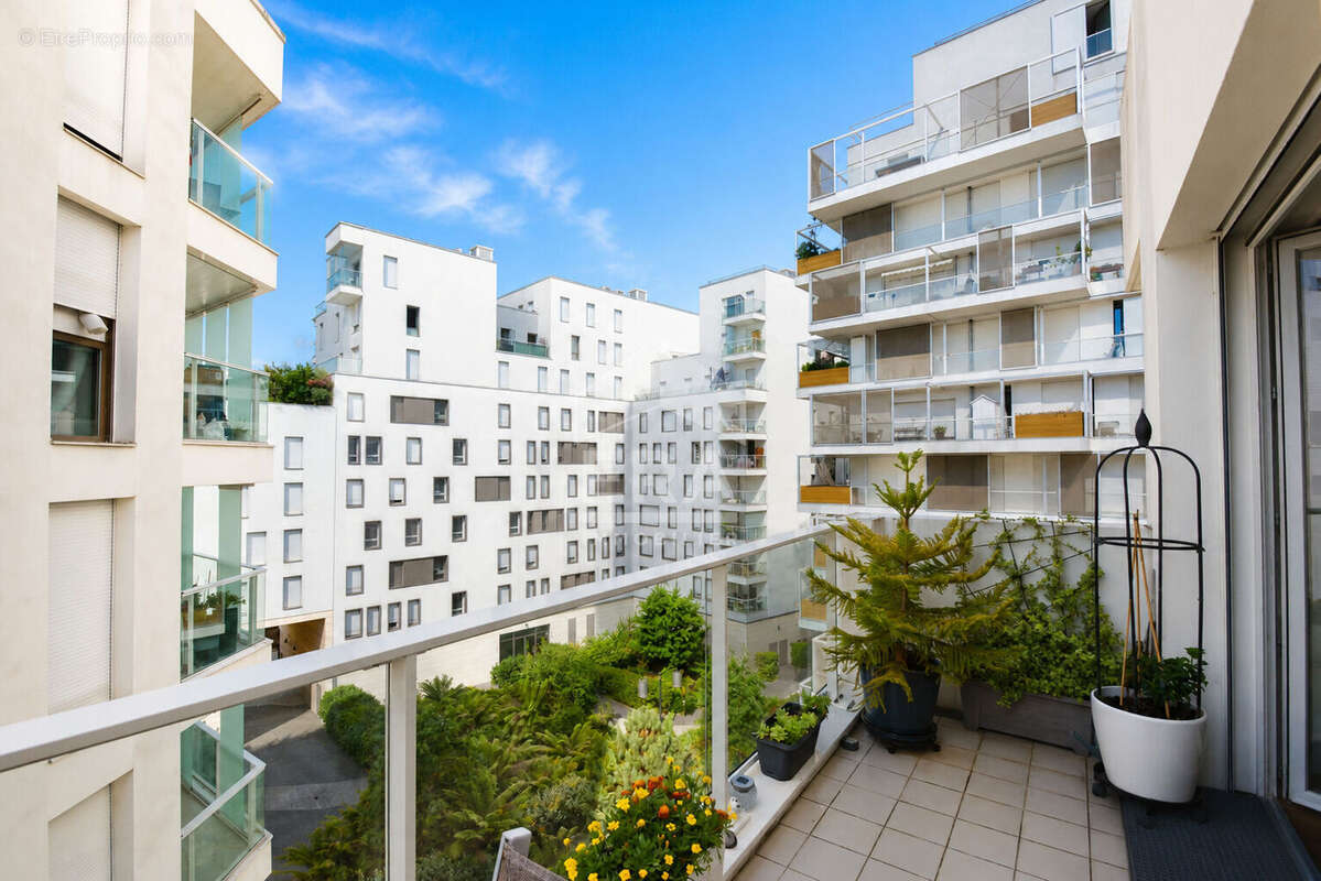 Appartement à ISSY-LES-MOULINEAUX