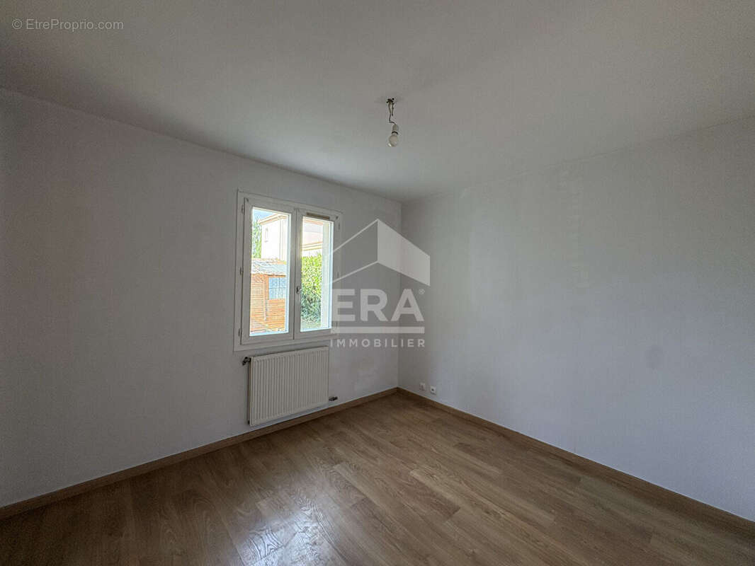 Maison 85m² à saintes - photo 8