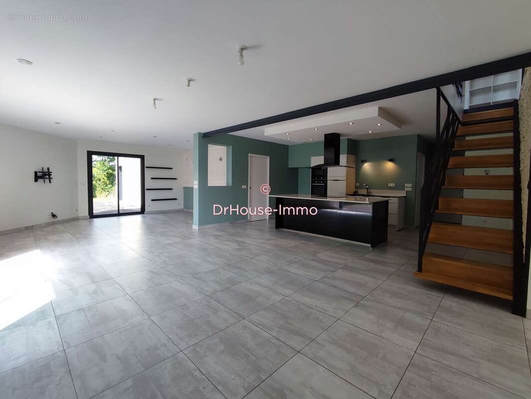 Maison à RUCQUEVILLE