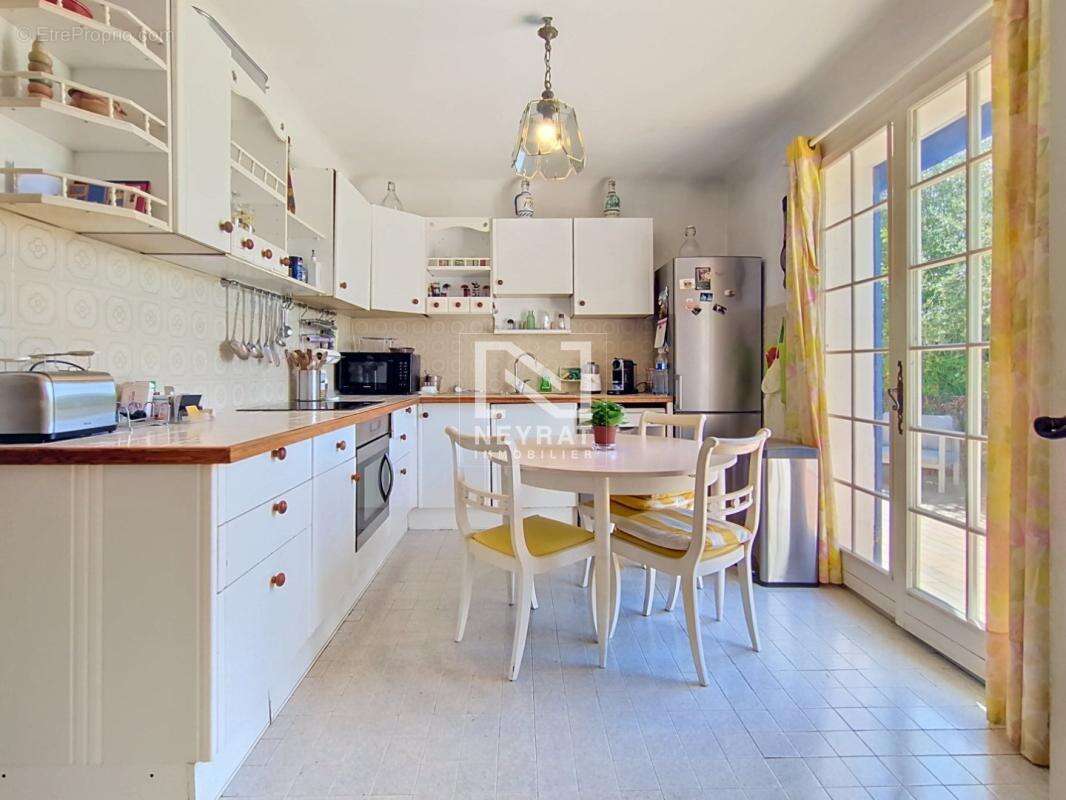 Maison de plain pied 3 chambres, piscine, grand terrain - photo 9
