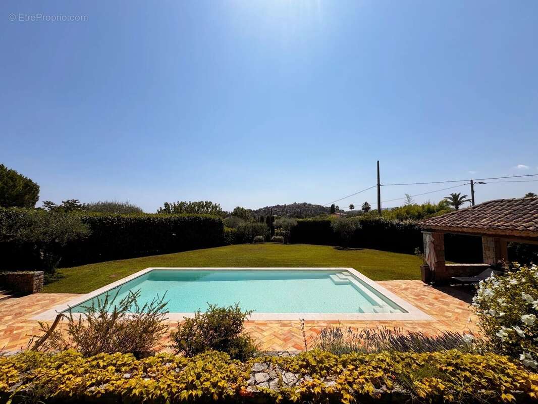 Maison à MOUGINS