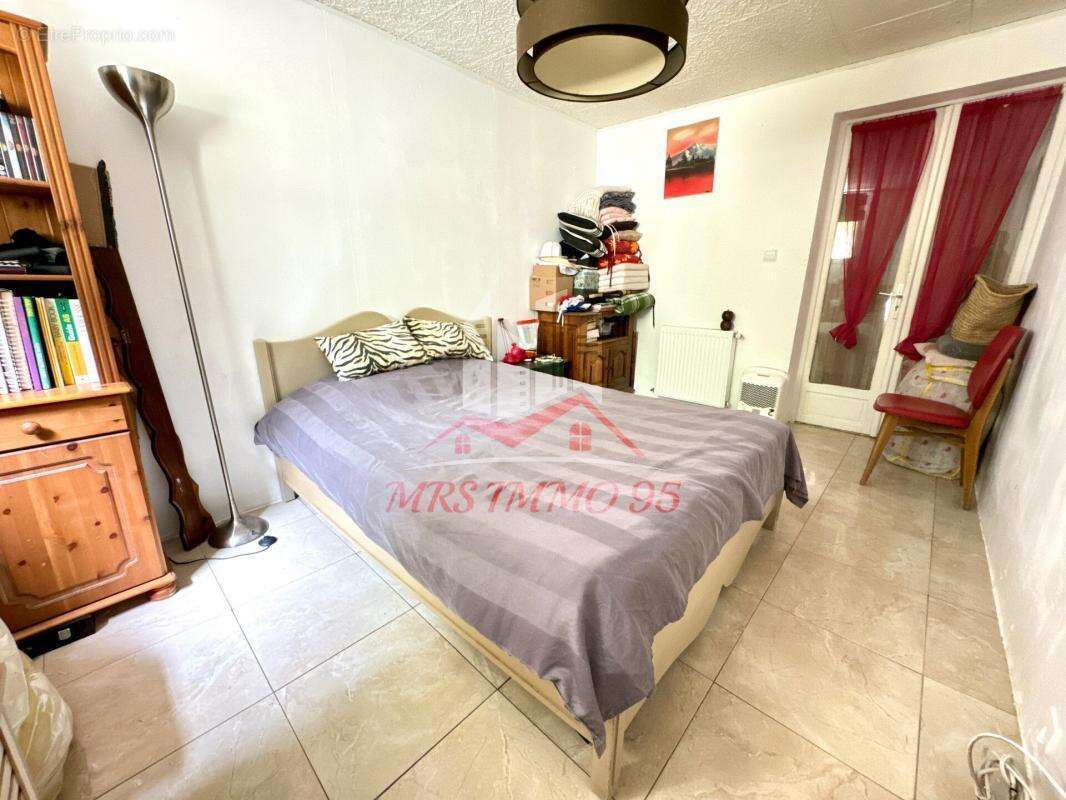 Maison à CHAUMONTEL