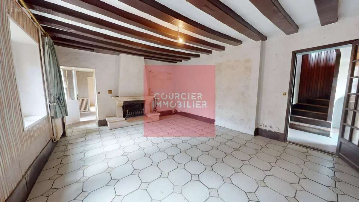 Maison à SAINT-FORGET