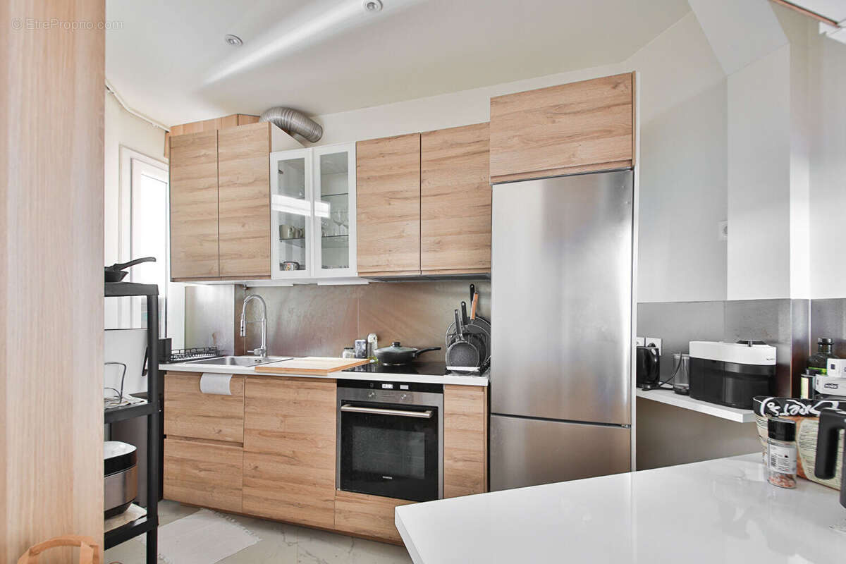Appartement à PARIS-14E