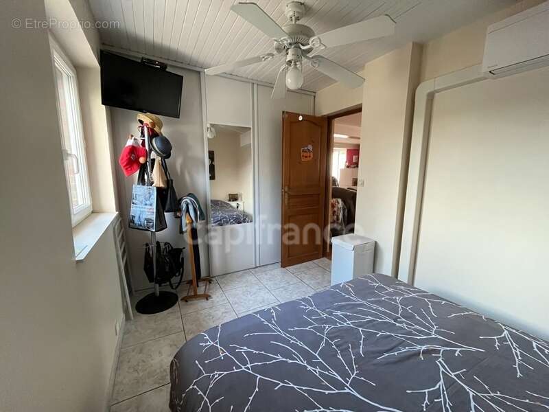 Maison de village - dpe : c - 4 chambres - piscine couverte - aucuns travaux a prevoir - photo 8