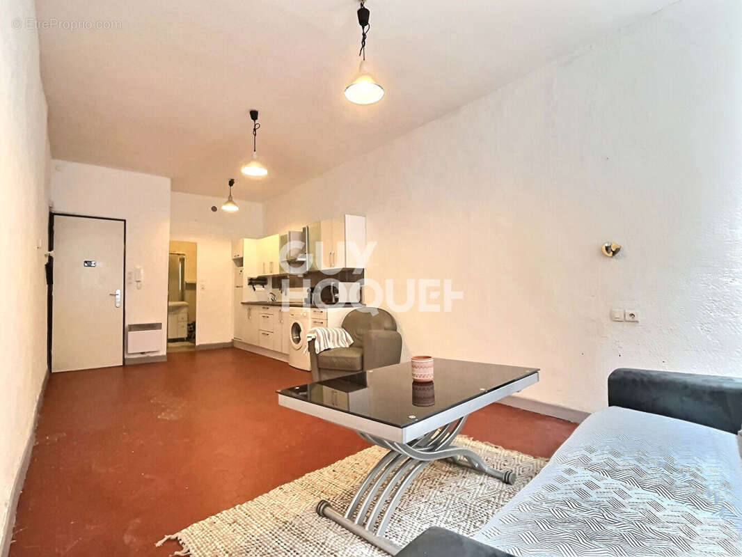 Appartement à MARSEILLE-2E