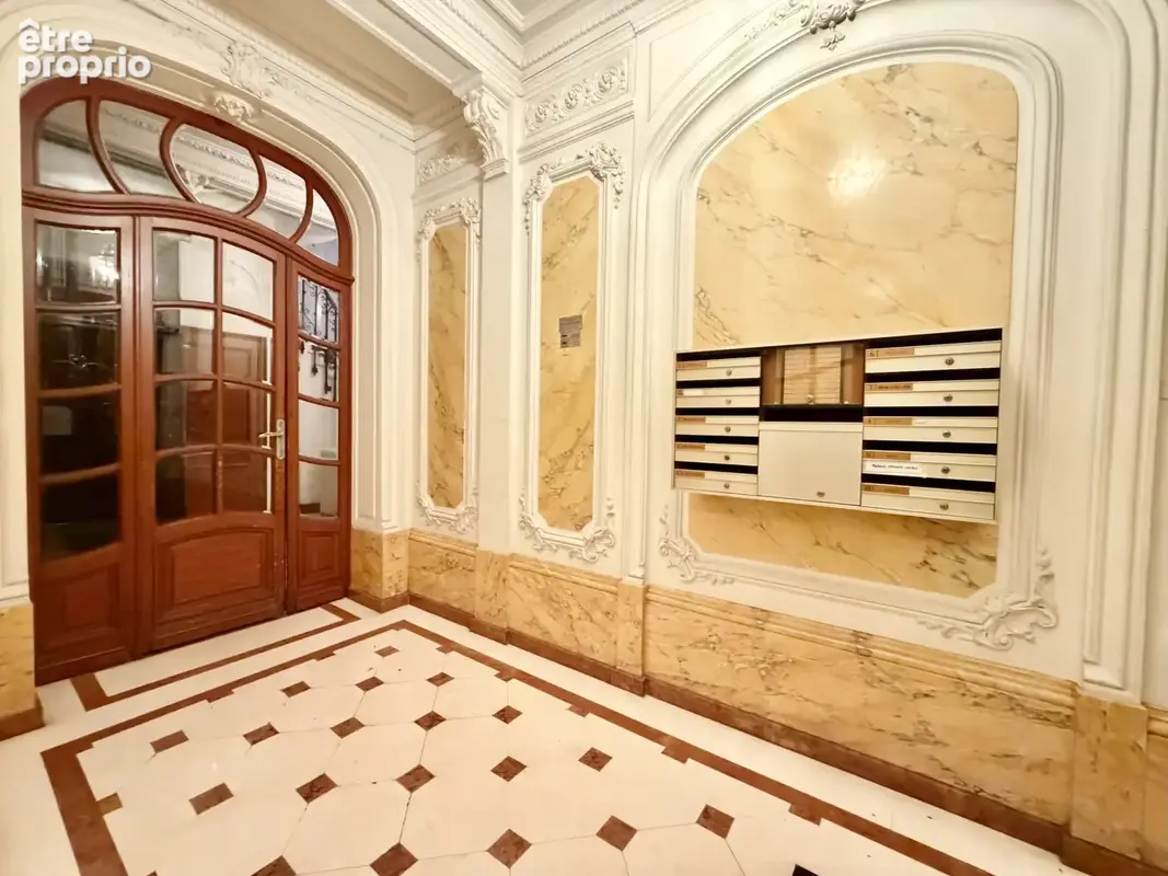 Dernier etage - place de la nation - photo 12