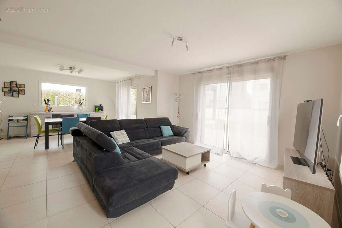 Maison à SAINT-GILLES