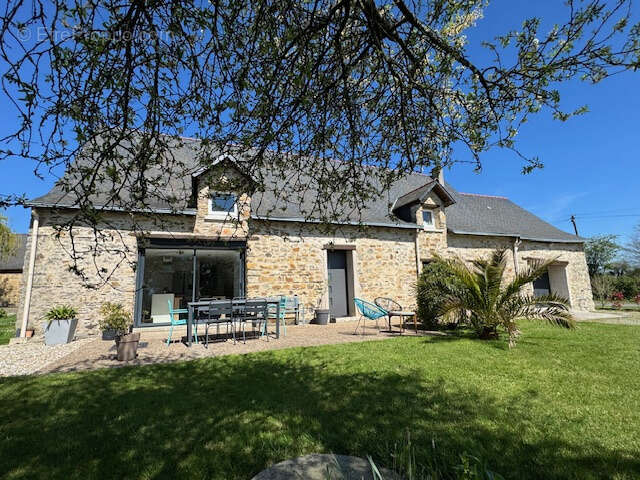 Maison à SAINT-VINCENT-DES-LANDES