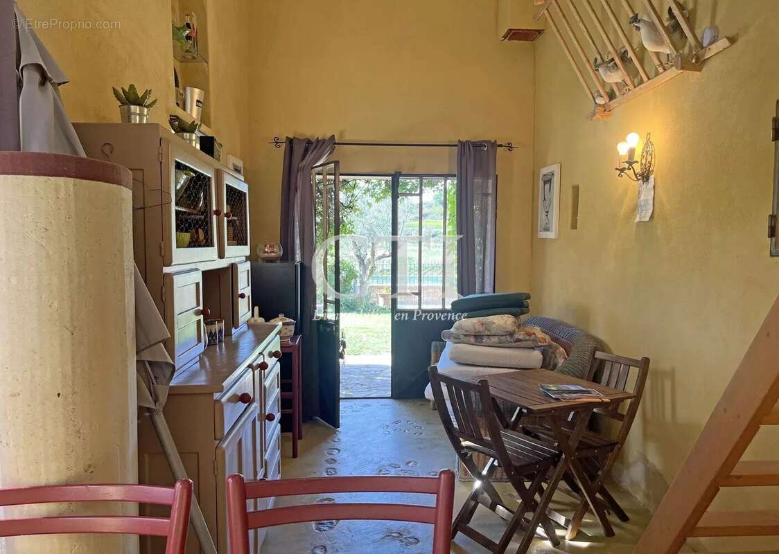 Maison à VAISON-LA-ROMAINE