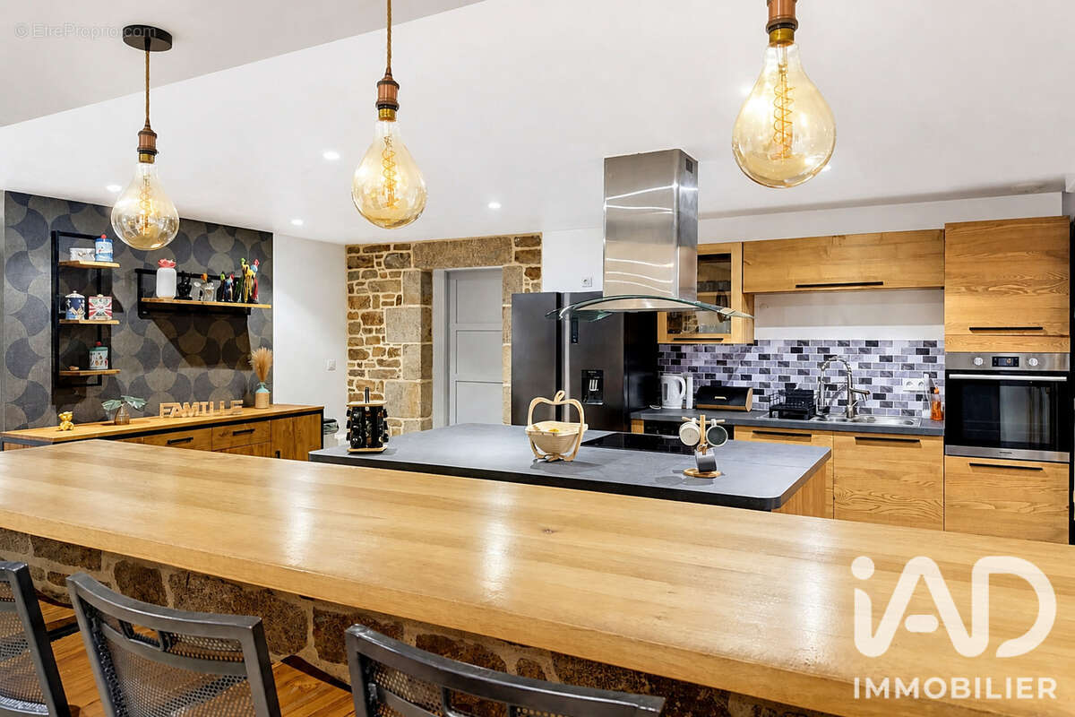 Maison 156 m² à Laurenan  - photo 6