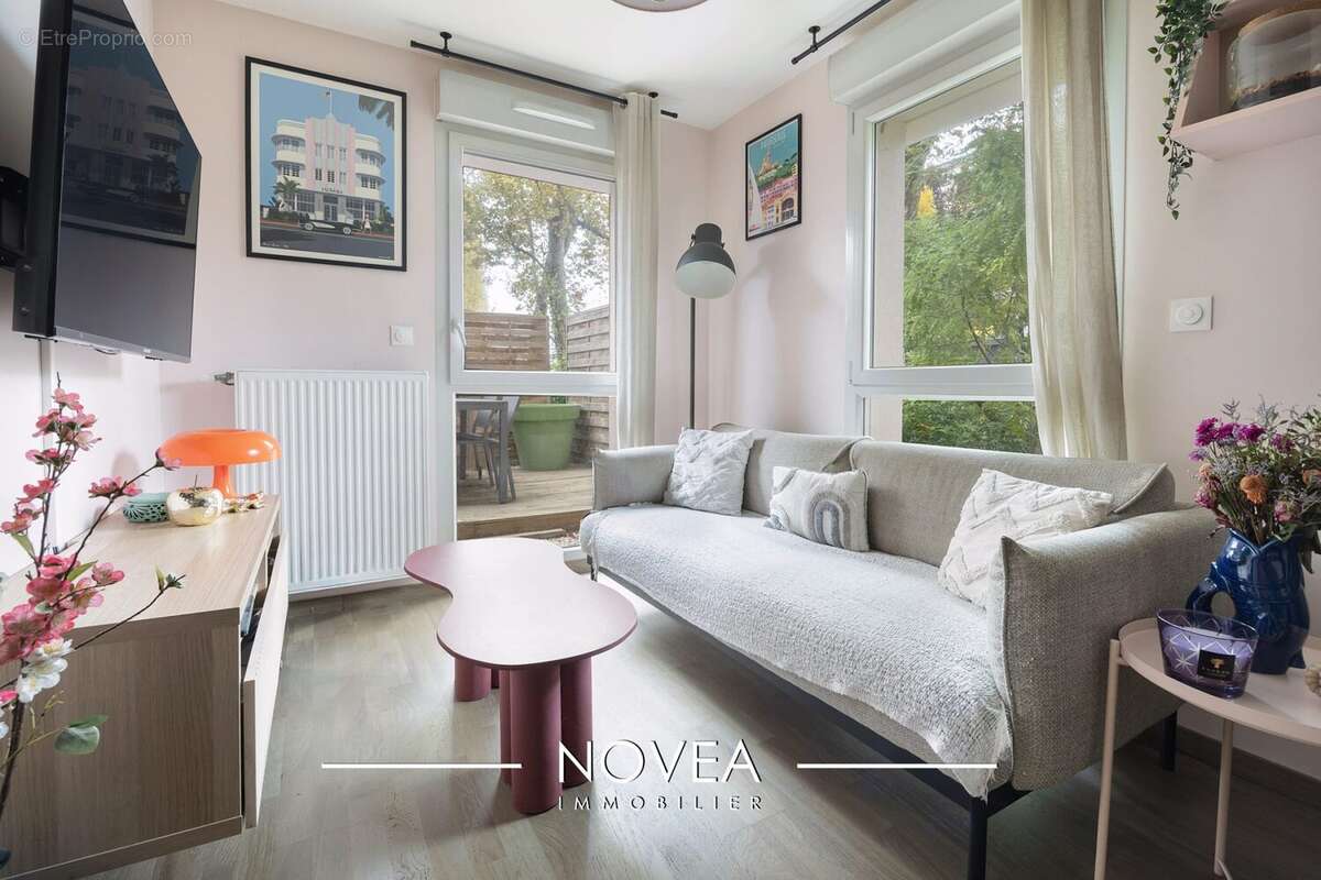 Appartement à SATHONAY-CAMP