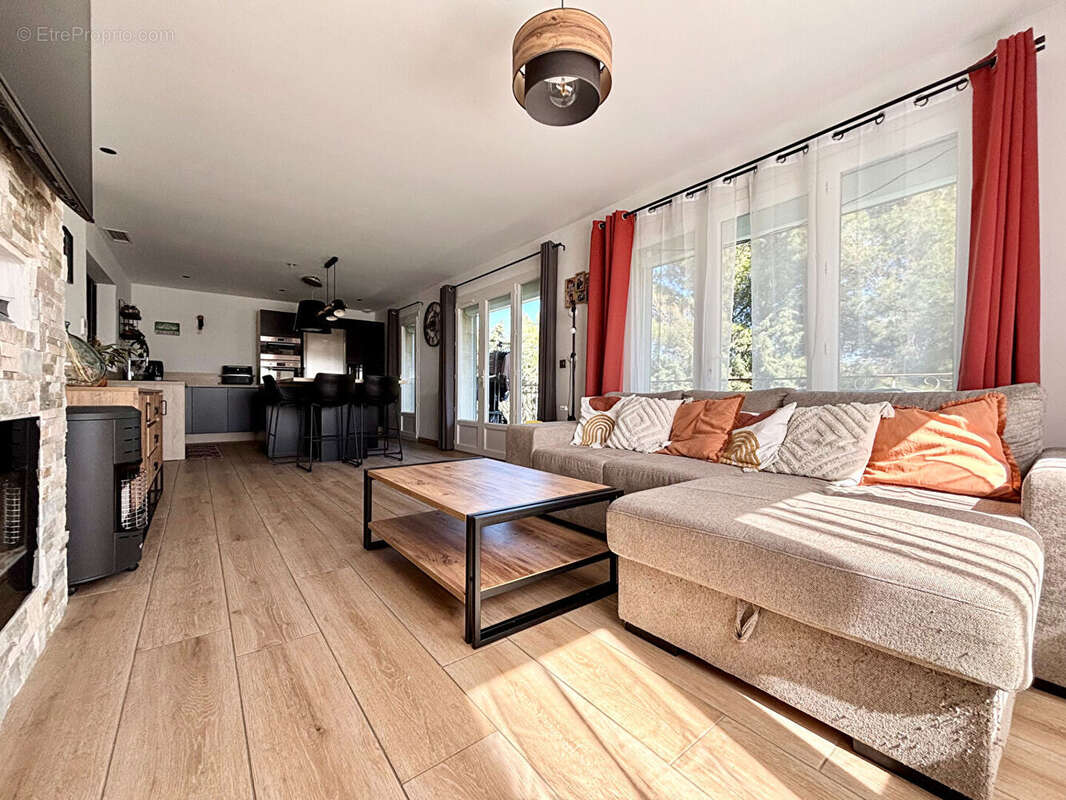 Appartement à PLAN-DE-CUQUES