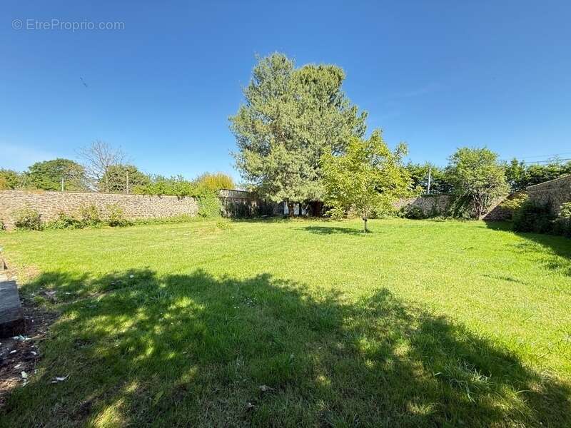 Maison de maître 180 m² – 5 chambres – Terrain 9 082 m² – EXCLUSIVITÉ – Montsûrs - photo 12