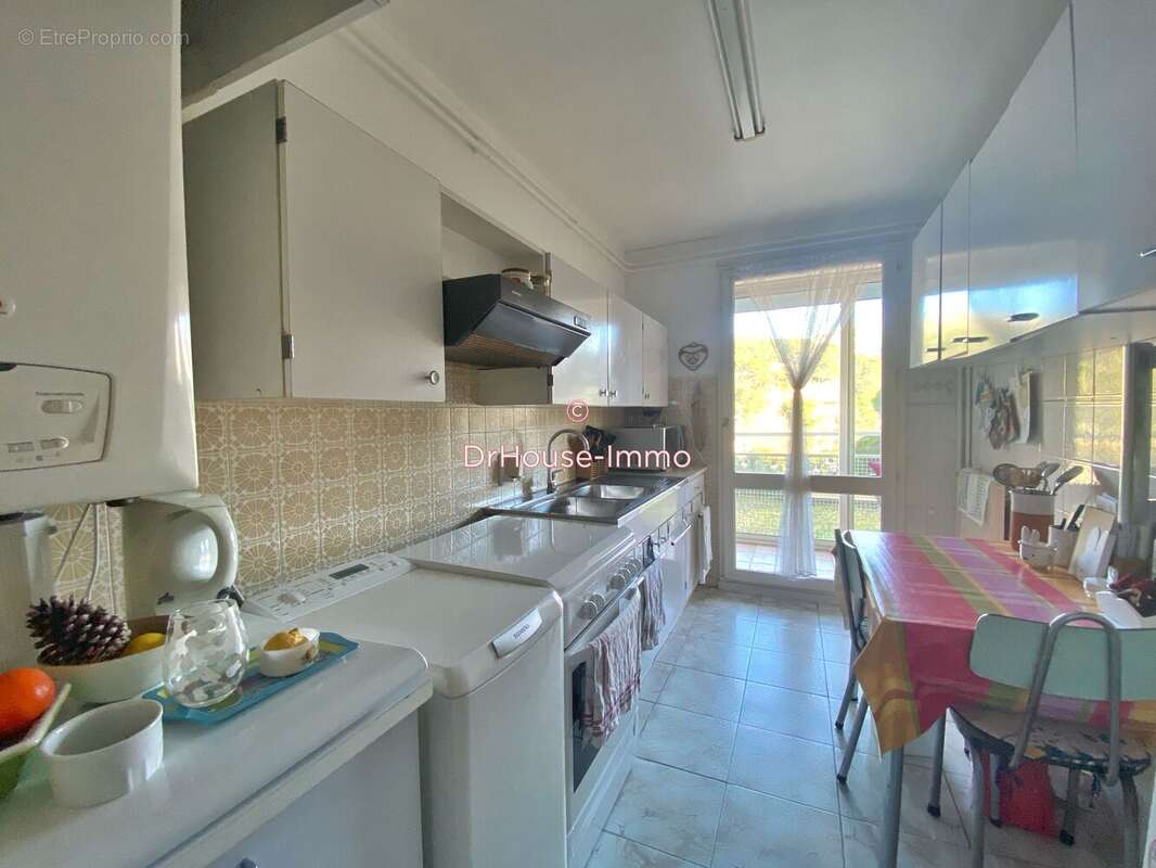 Appartement à MARSEILLE-9E