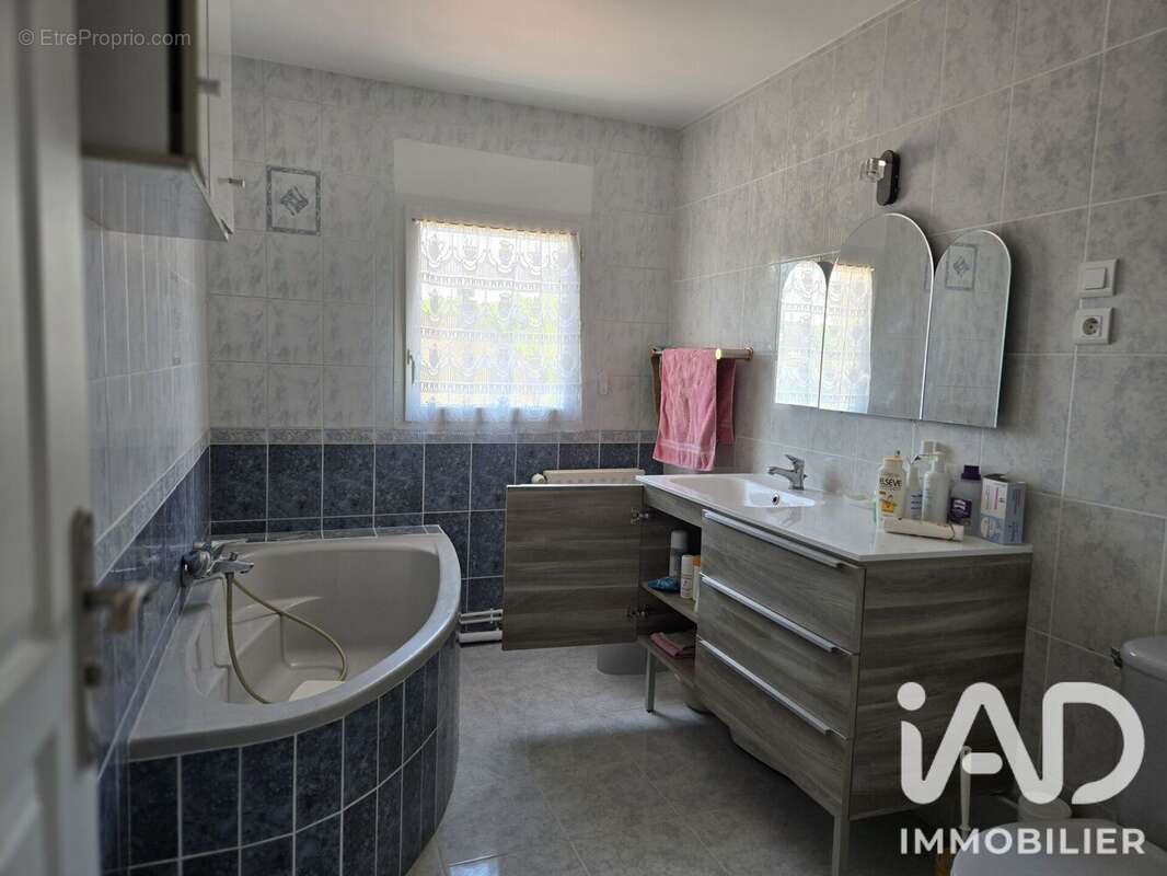 Photo 8 - Maison à SENS