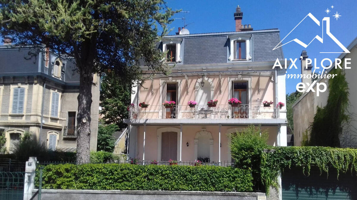 Appartement à AIX-LES-BAINS