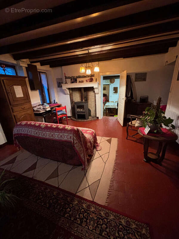 Maison à MORNAY-SUR-ALLIER