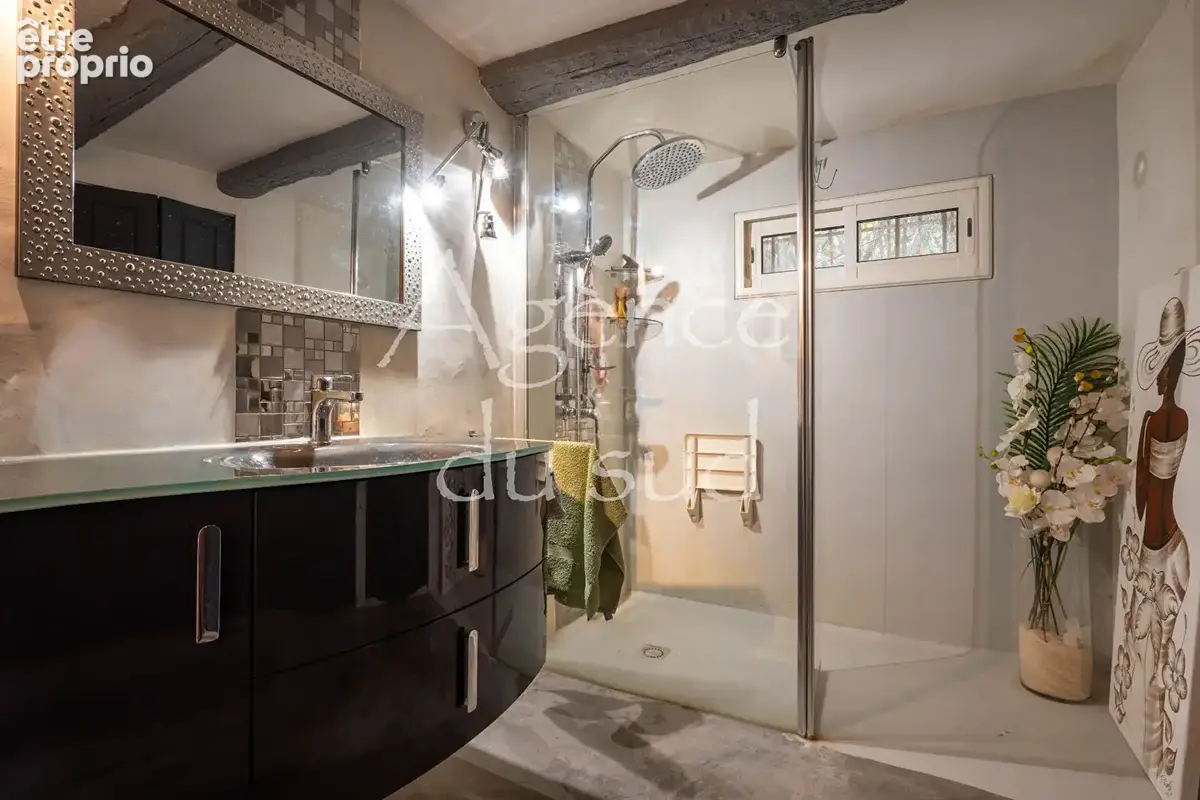 Maison  6 pièce(s) de 200 m² - photo 16