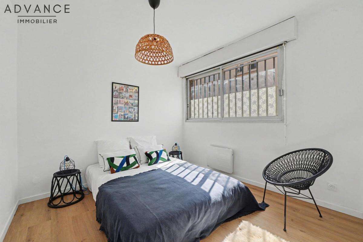 T3 rénové 68 m2 - 2 terrasses et parking - Amidonniers - photo 9