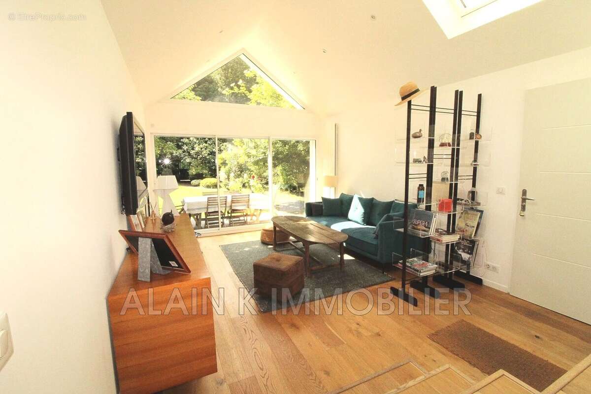 Maison à VELIZY-VILLACOUBLAY