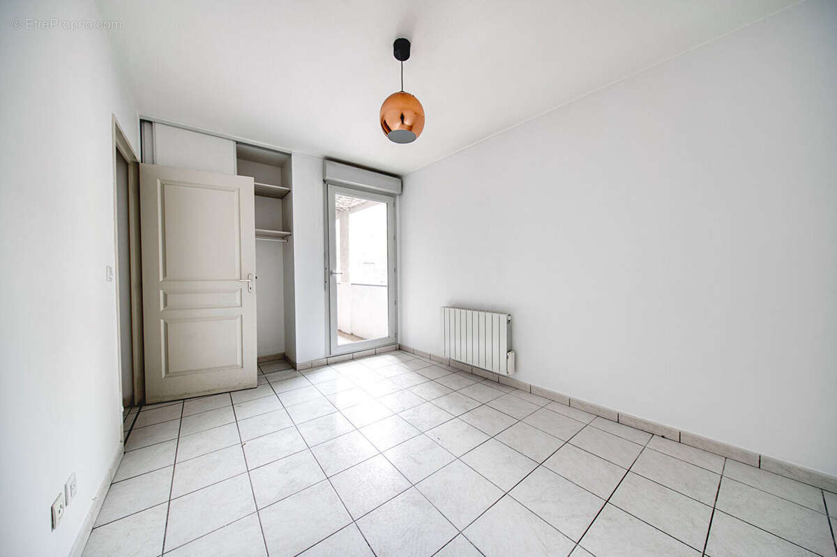 Appartement à SAINTE-FOY-LES-LYON