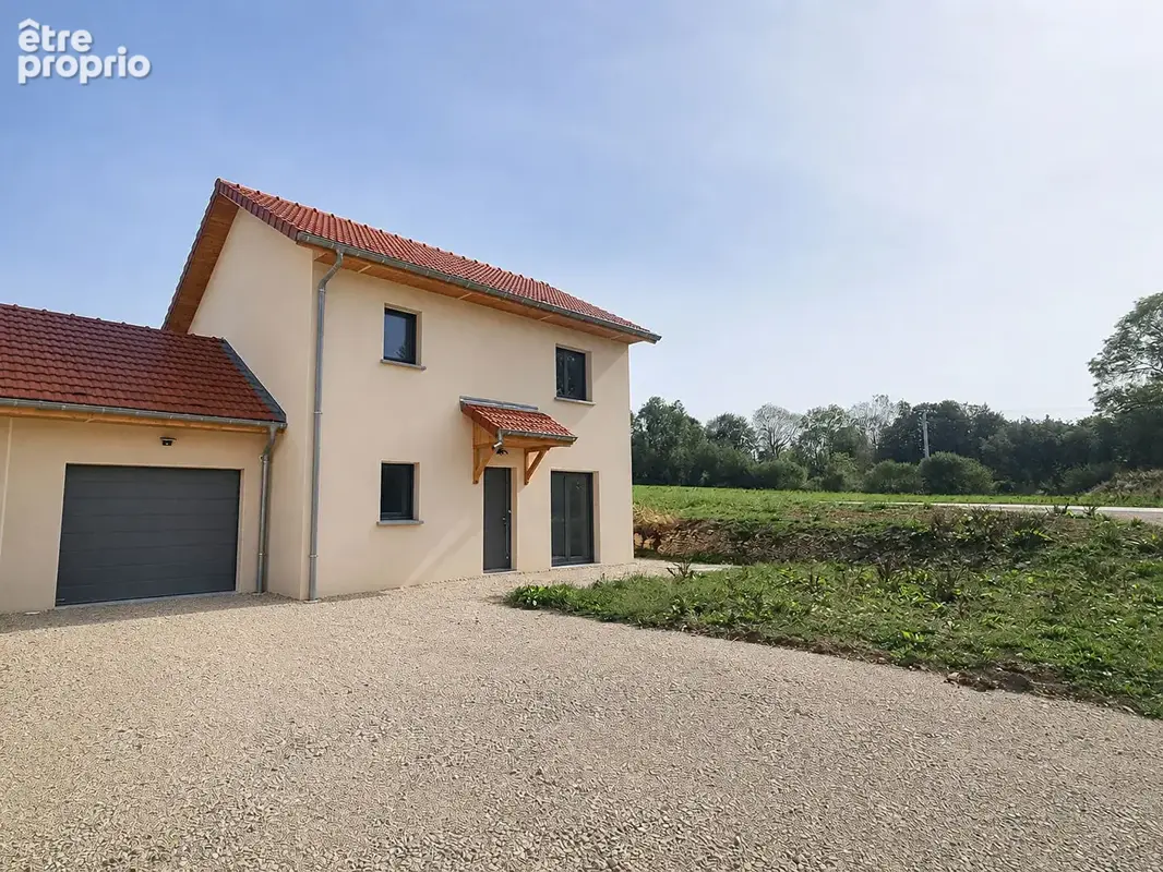 Maison à LE BELIEU
