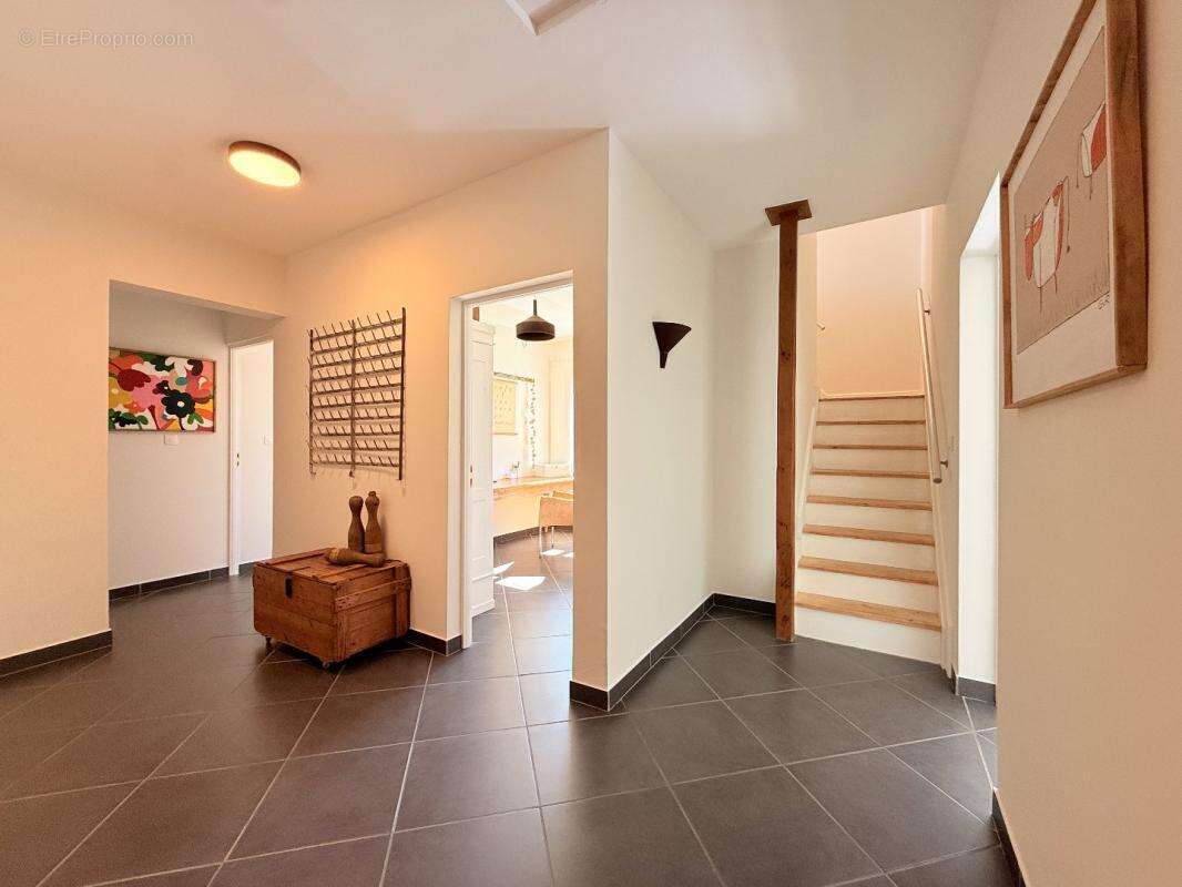 Maison à SAINT-PARDOUX-LA-RIVIERE