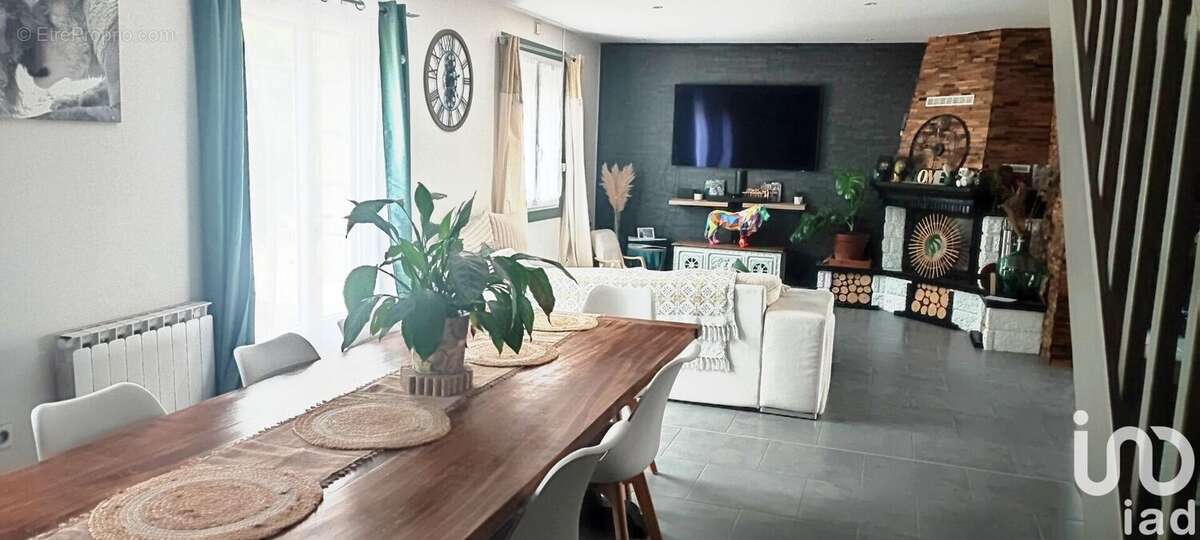 Photo 8 - Maison à VARENNES-SUR-LOIRE