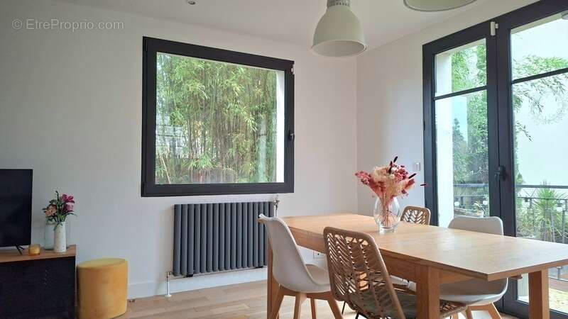 Maison à LE PLESSIS-ROBINSON