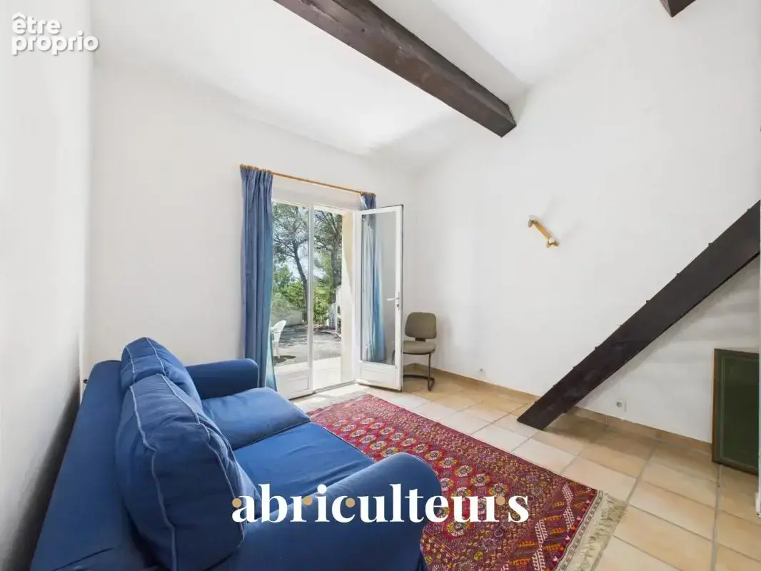 Maison d’architecte de 257 m² avec piscine et jardin arboré de 4 000 m² en vente à Ventabren (13122) - photo 15