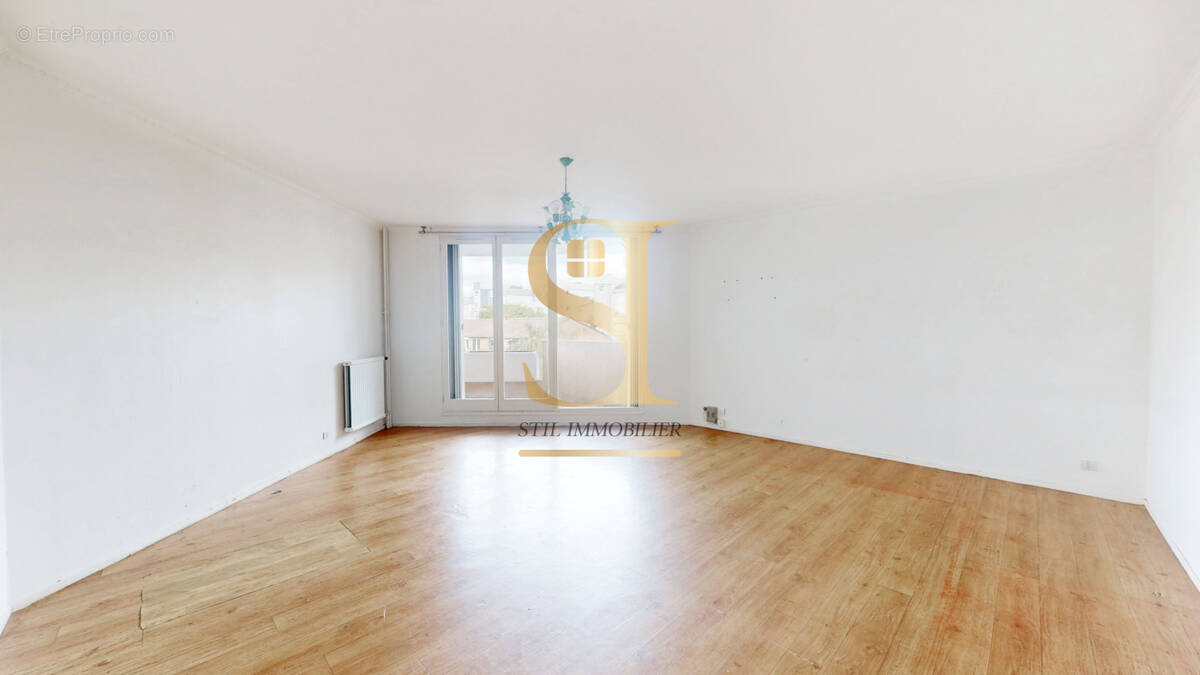 Appartement à EVRY