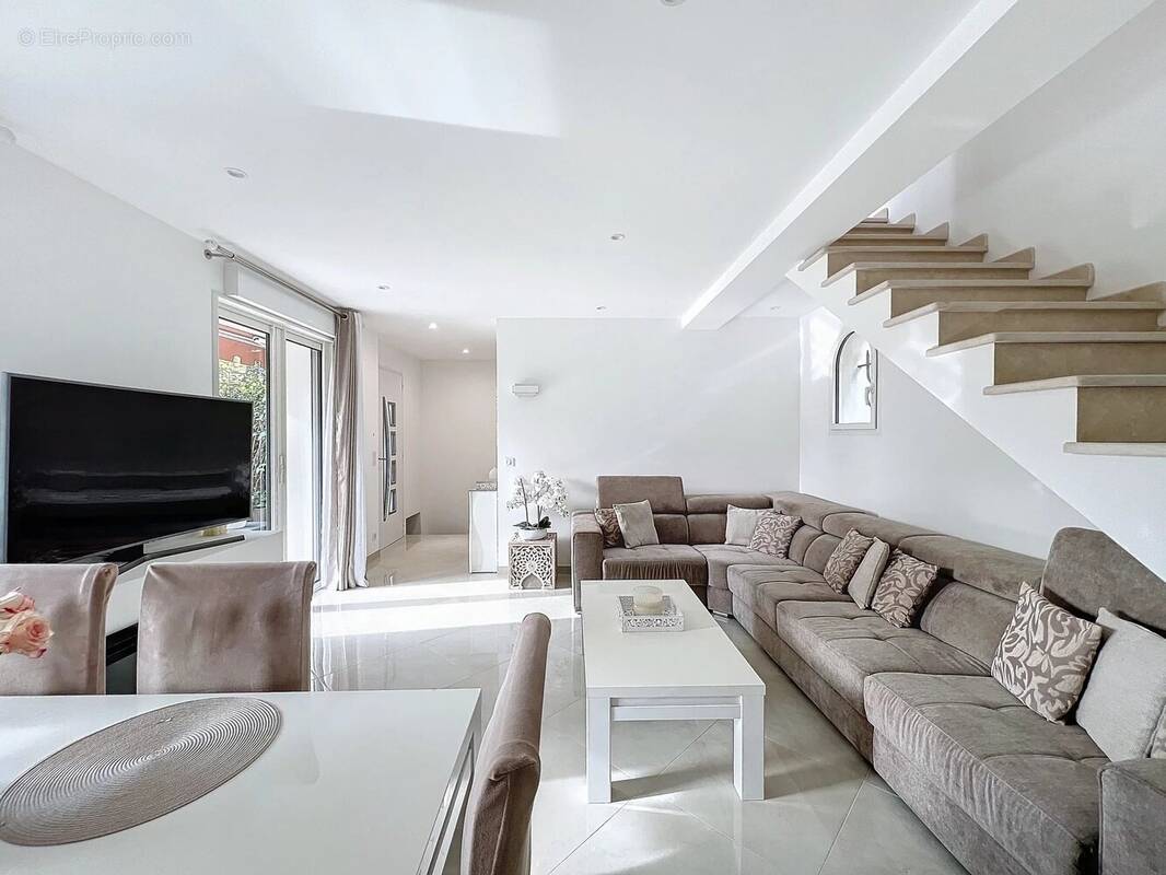 Maison à CANNES