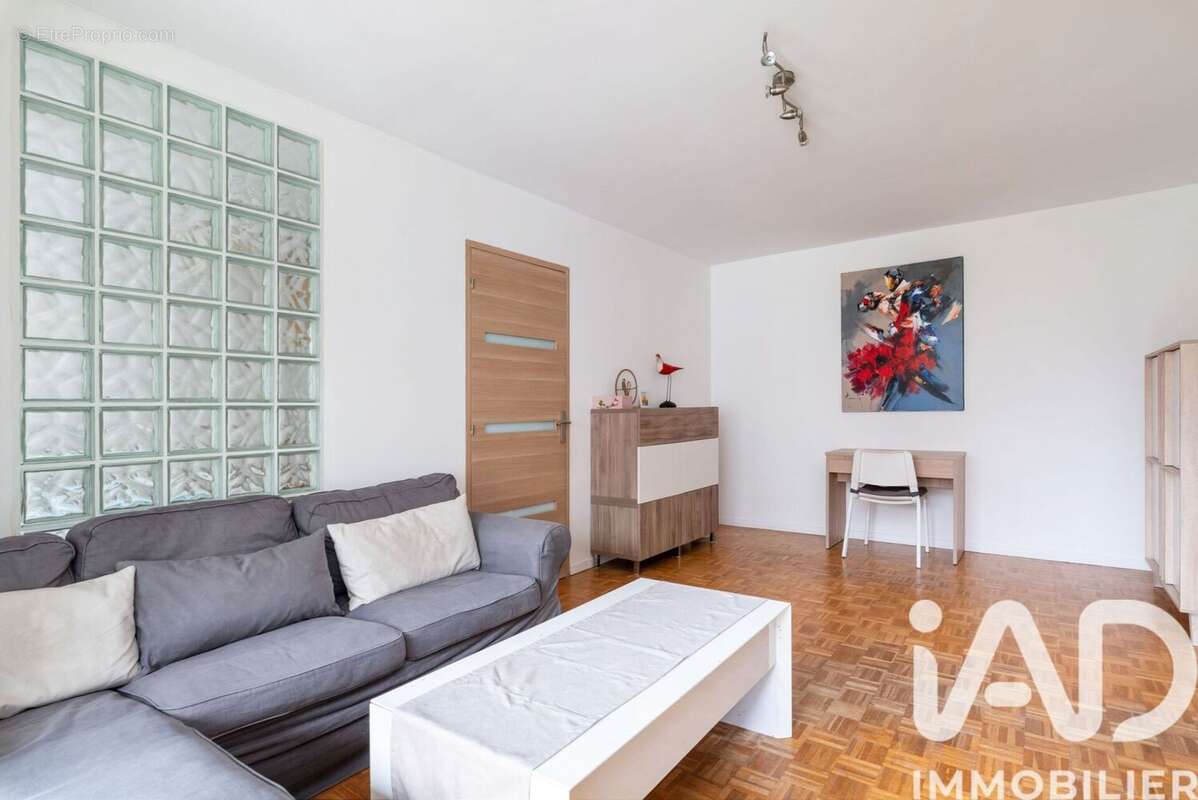 Photo 4 - Appartement à VILLEURBANNE