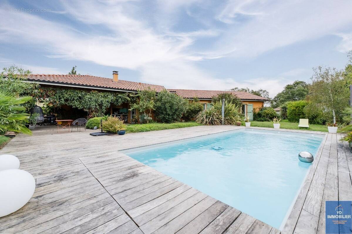 Maison à CLERMONT-LE-FORT