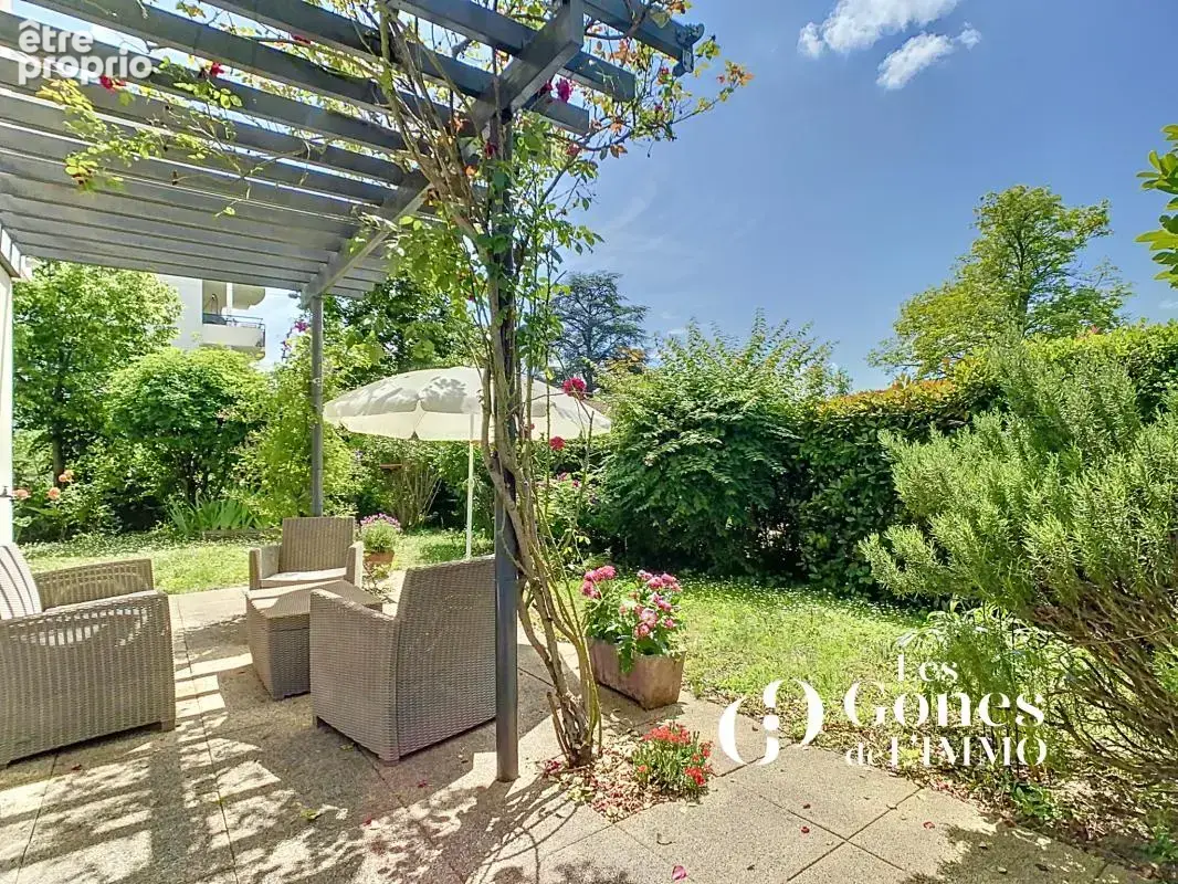 TASSIN - T4 RDJ - 2 terrasses et jardin de 270 m2 - photo 3
