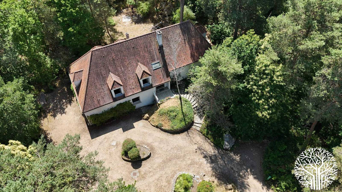 Maison à MILLY-LA-FORET