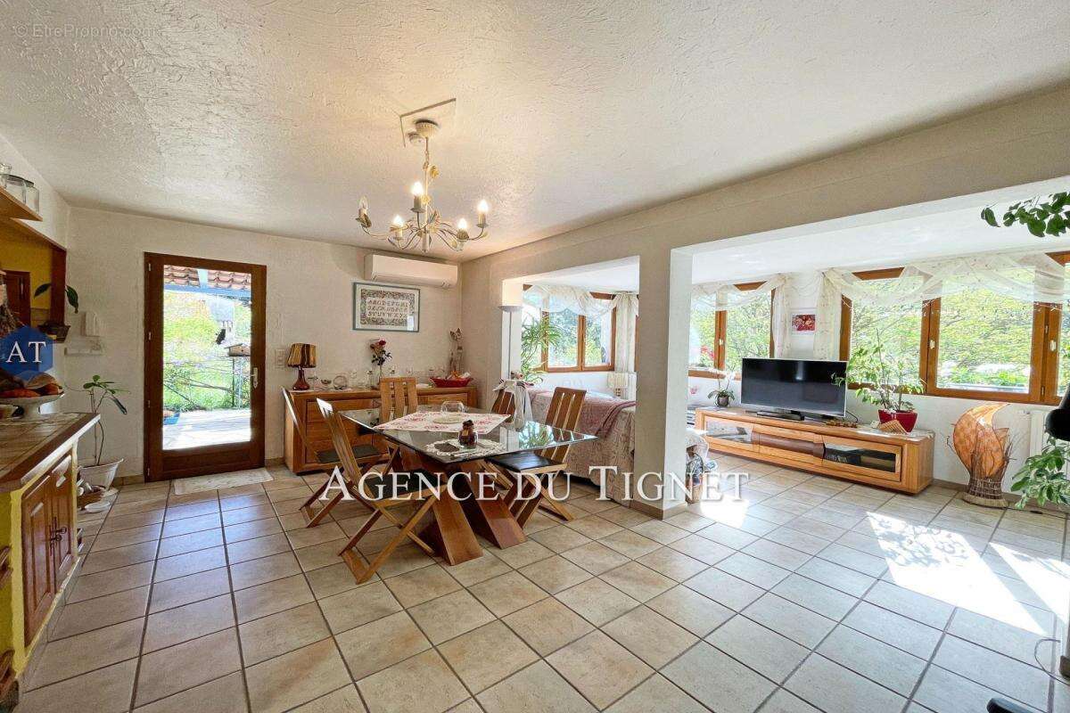 Maison à LE TIGNET