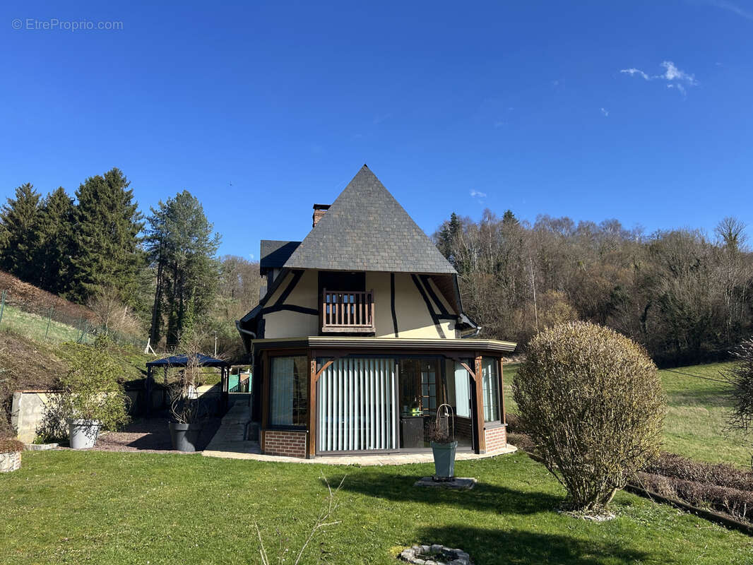 Maison à SAINT-SAENS