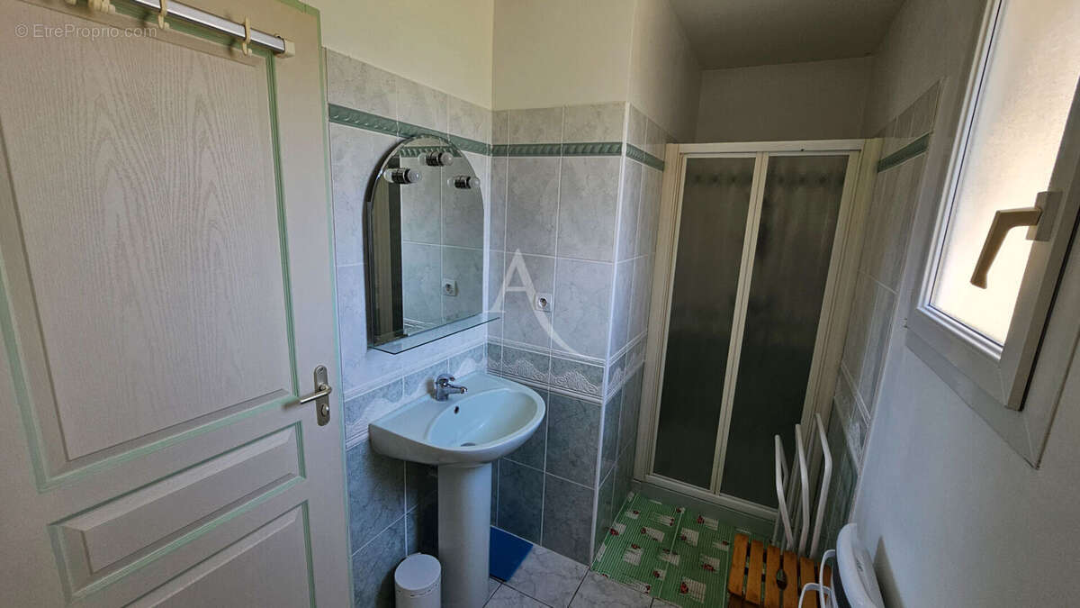 Maison à PORT-DES-BARQUES