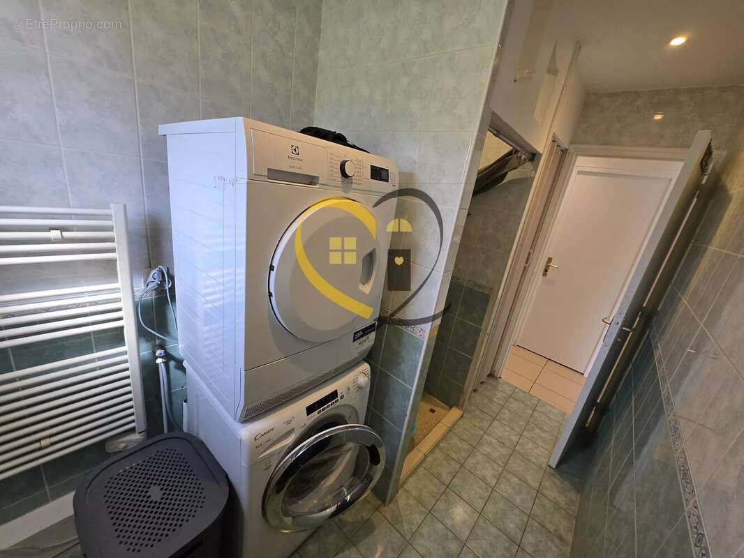 Maison à LES AIX-D'ANGILLON