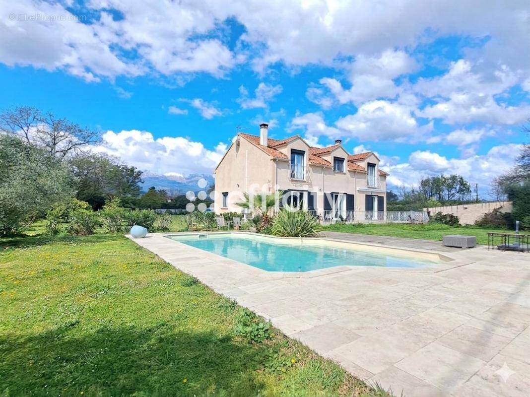 Maison à PRUNELLI-DI-FIUMORBO