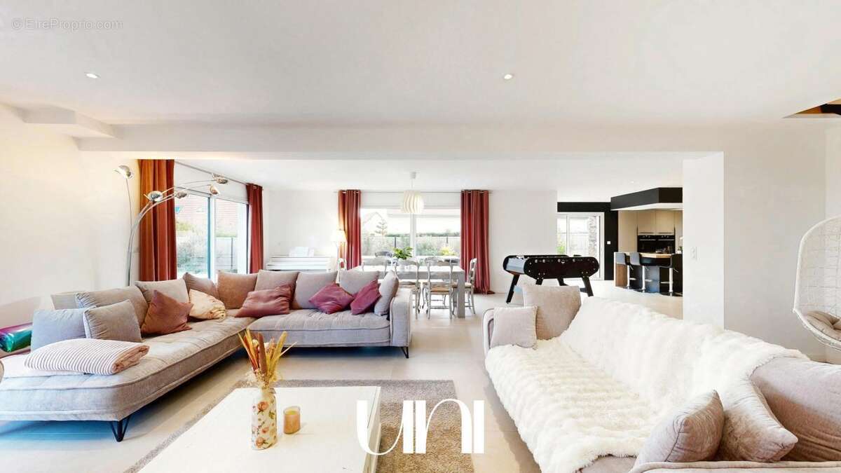 Maison à SAINT-CONTEST